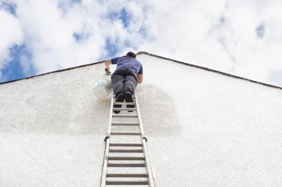Peinture extérieure à la Ferrière-sur-Risle — façades et ravalement