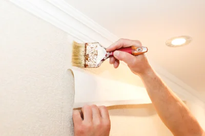 Pose de papier peint à la Ferrière-sur-Risle — revêtements muraux et toiles de verre